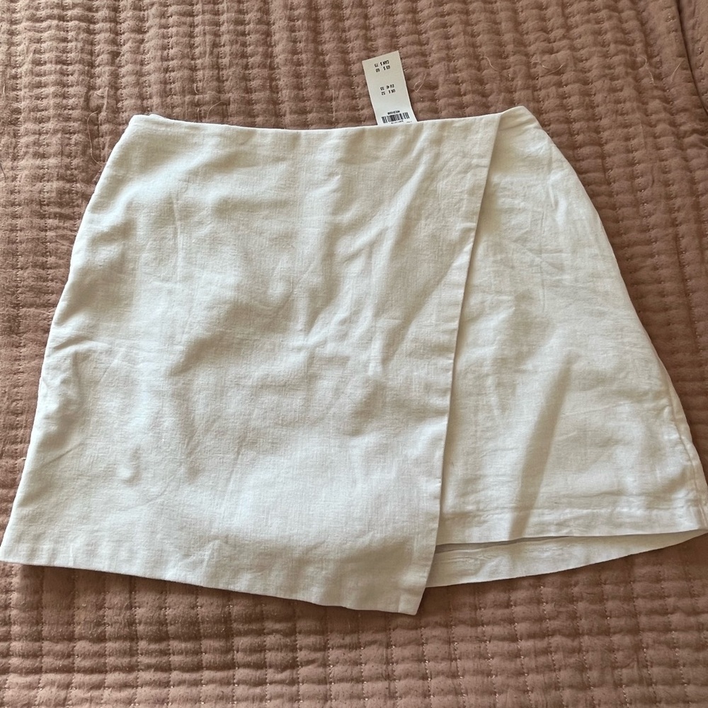 Abercrombie & Fitch White Linen Skort